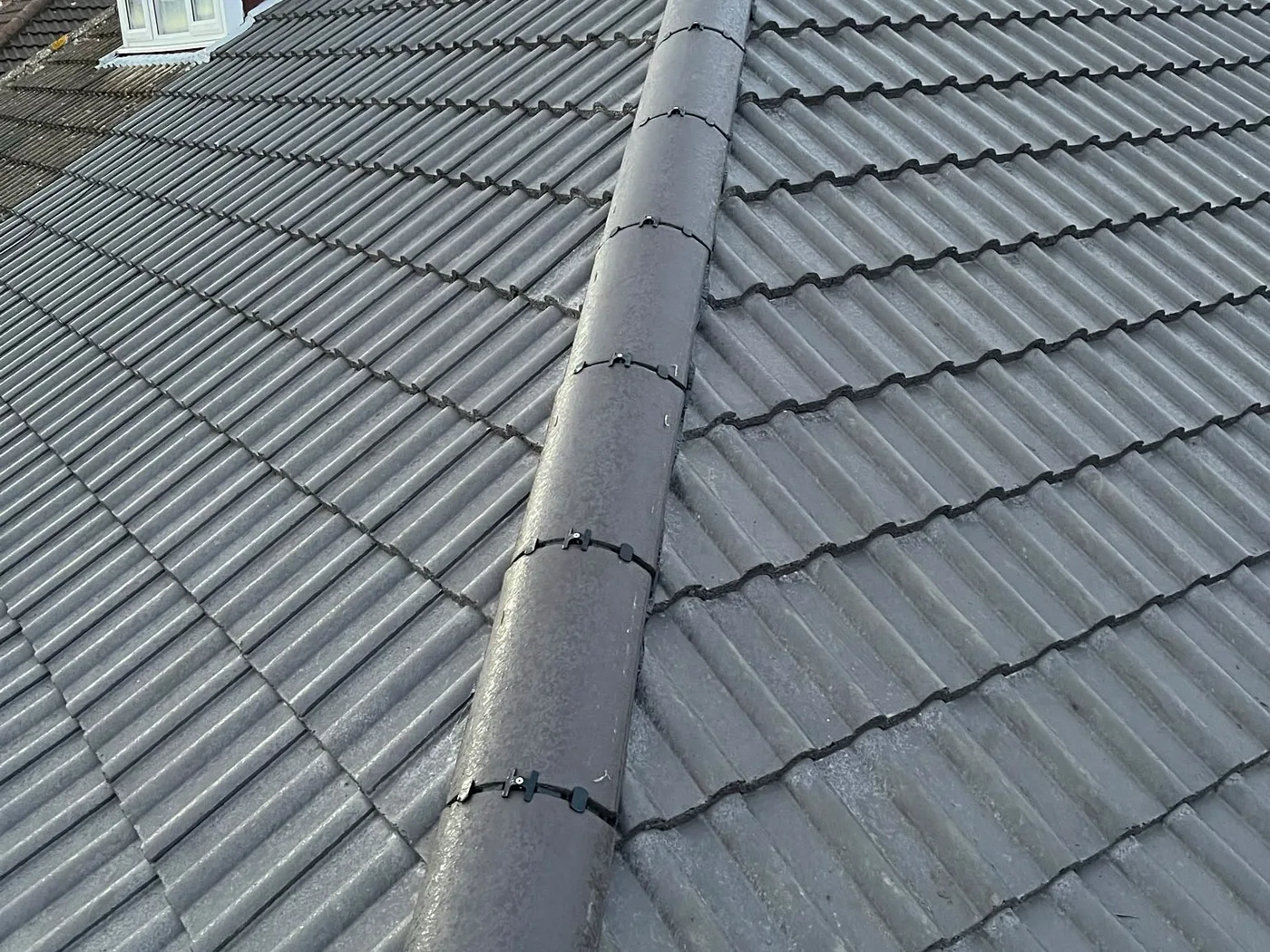 Tiled roof ridge detail